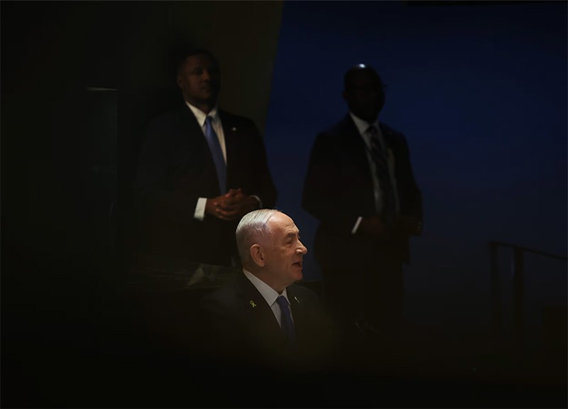 In One Day, Two of the Biggest Brakes on Israel’s Netanyahu Disappeared