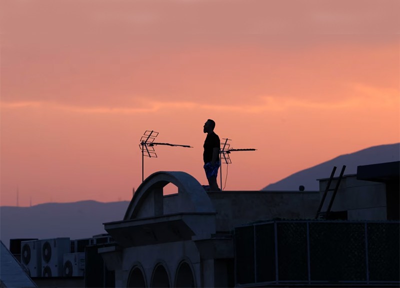 ‘Let them kill us’: millions of Iranians refuse to leave Tehran